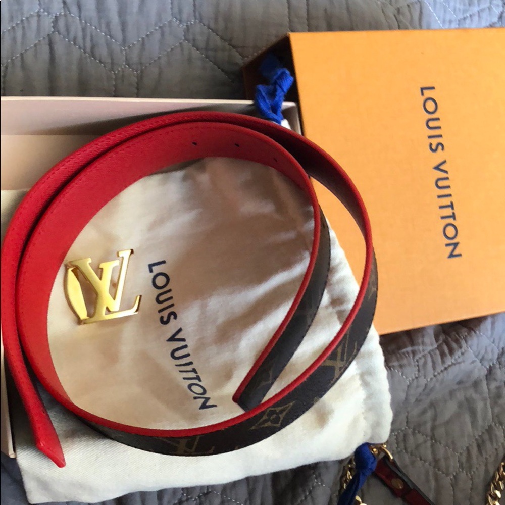 Reversible Louis Vuitton belt